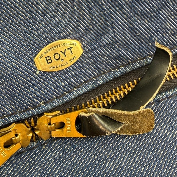 Vintage BOYT Carry On Bag Luggage Blue Denim Canvas Red Strap Travel Iowa Falls - Picture 6 of 14